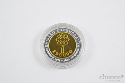 Moeda de 1 Escudo em Prata, Emiss&atilde;o Comemorativa de "Os 90 Anos do Escudo - 1911-2001". Com 