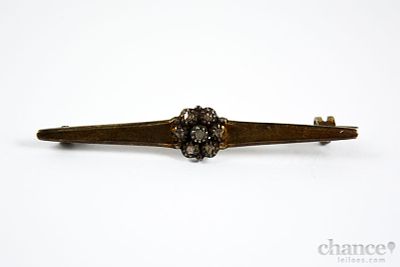 Alfinete antigo com Diamantes em Prata sem marcas ao abrigo do DL 120/2017 de 15 de Setembro 