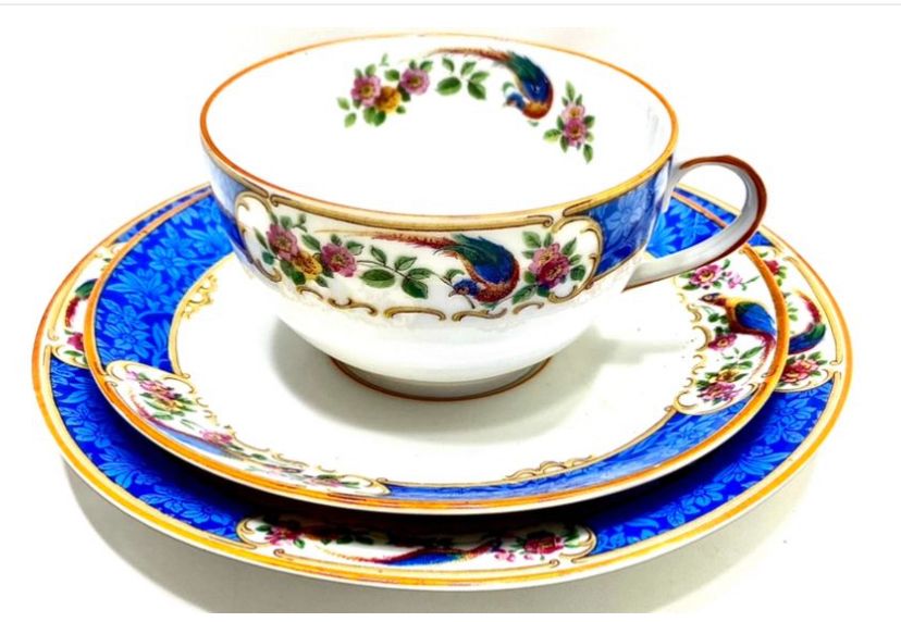 SCHUMANN FIBE BONE GERMANY PORZELLAN
טריו פורצלן שנות ה-40-50, חתום (על הספל)