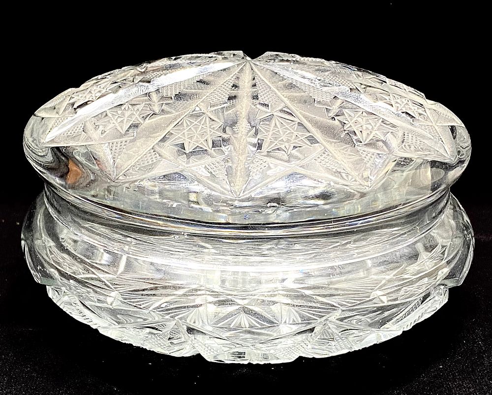 בונבוניירה קריסטל בוהמי, וינטאג' אלגנטי מצ'כוסלובקיה, ליטוש עבודת יד אלגנטי, קוטר 13 ס"מ, עומק 