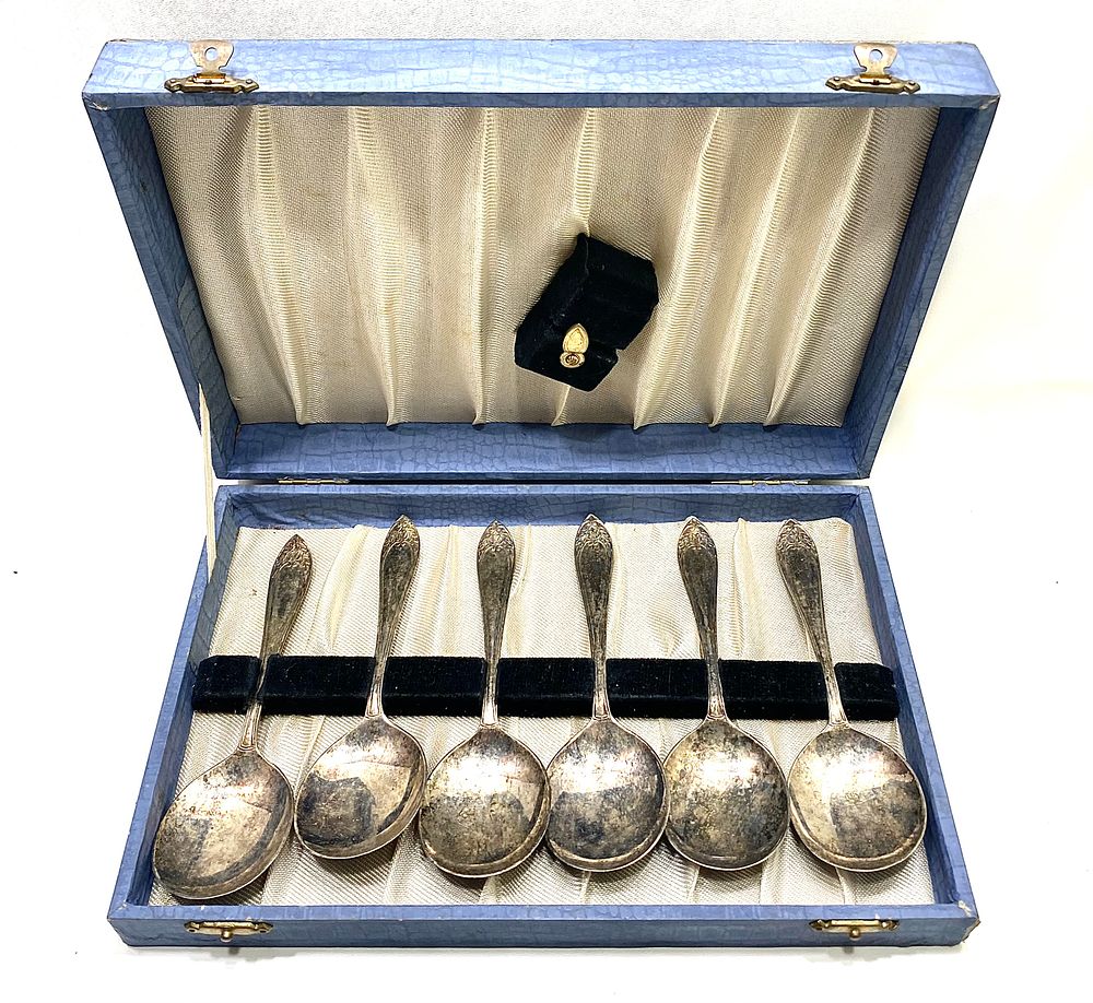 סט 6 כפיות לקינוח, שליש הראשון מאה ה-20, תוצרת אנגליה, ציפוי כסף עמוק, חתום, במארס מהודר מקורי