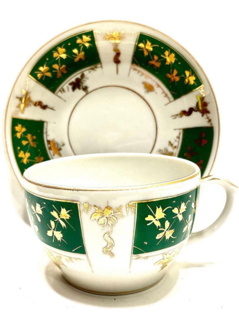 ספל ותחתית פורצלן נדירים, וינטאג' מרוסיה הקומוניסטית, תוצרת BARANIVKA, חתום, ציור עבודת יד זהב 