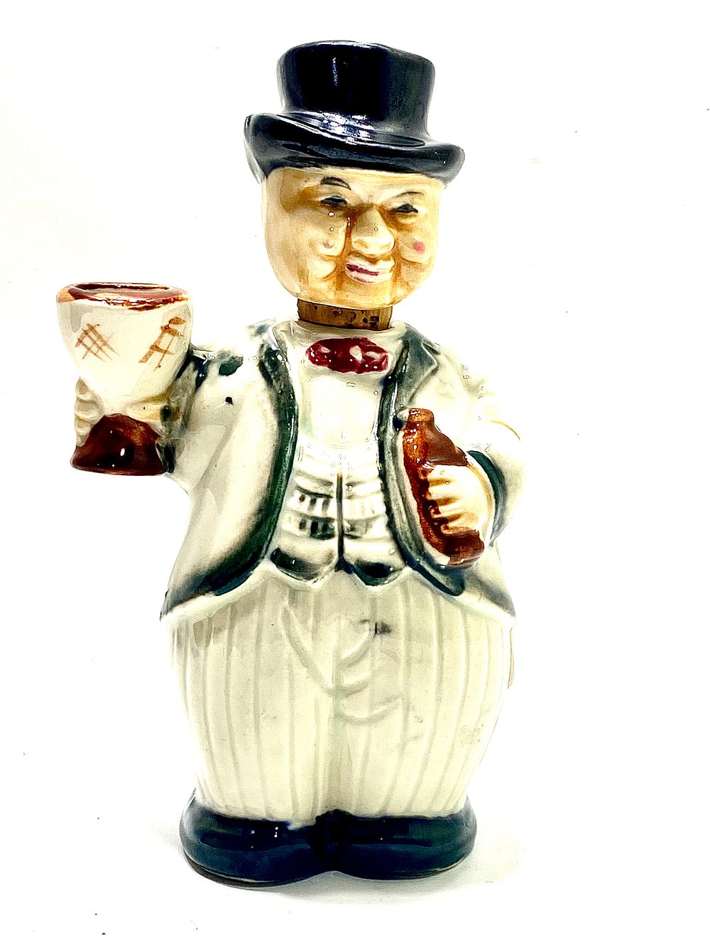 דקנטר קרמיקה וינטאג', עבודת יד אומן, 
בצורת פסל של שחקן WC FIELDS, שמור, גובה 17 ס"מ
