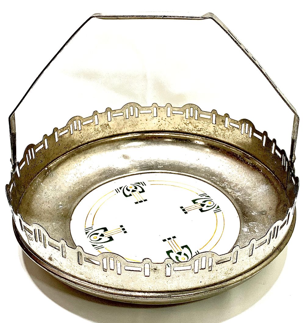 קערת פרות/ סנטר פיס, ארט דקו, נירוסטה ופורצלן מעוטר ציור עבודת יד, קוטר עליון 23 ס"מ, עומק - 