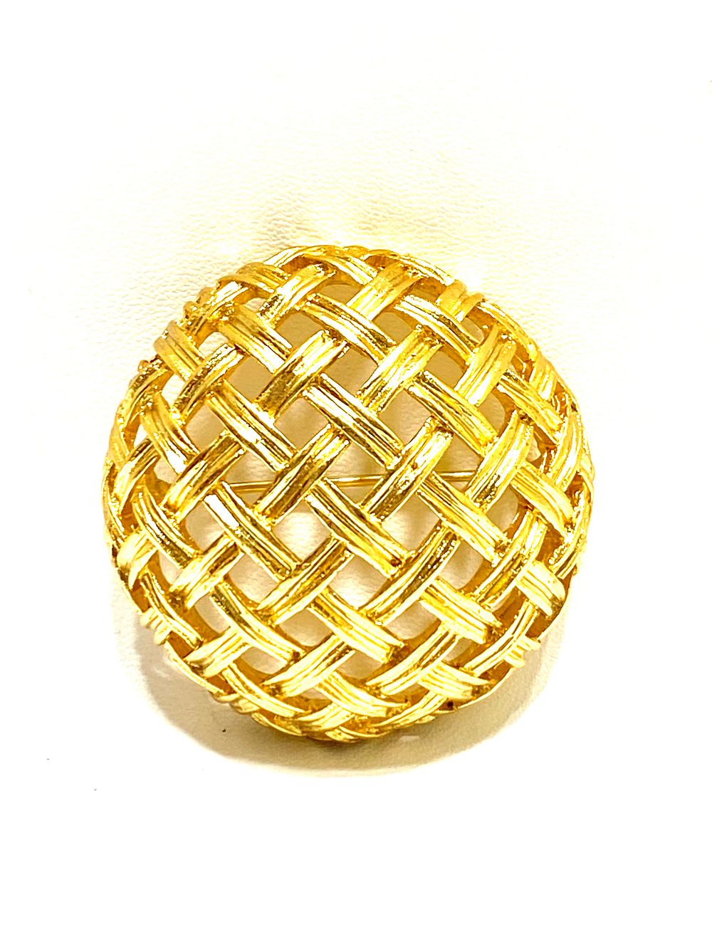 סיכת דש וינטאג' תוצרת ORENA PARIS, חתום, קוטר 4 ס"מ