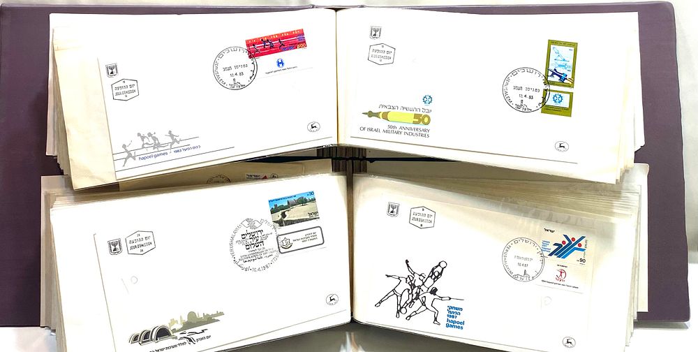 אלבום ייעודי וינטאג', חיפוי דמוי עור ובו אוסף של 157 מעטפות יום א' ישראל, שנות ה-80
נתרם ע"י 