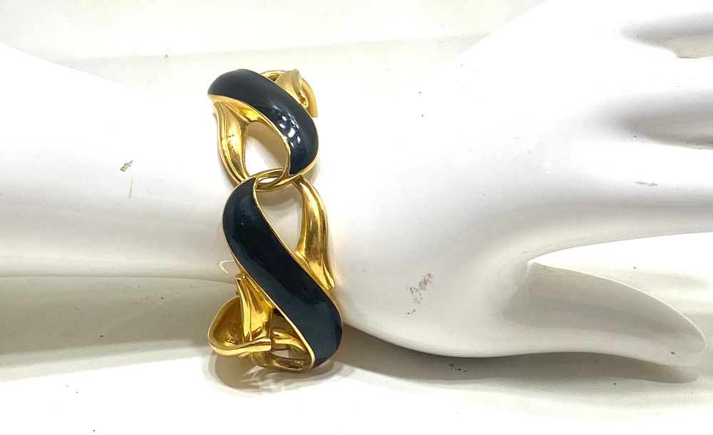 צמיד חוליות בשילוב אמייל, וינטאג' אלגנטי תוצרת GIVENCGY, חתום, אורך במצב פתוח 17 ס"מ