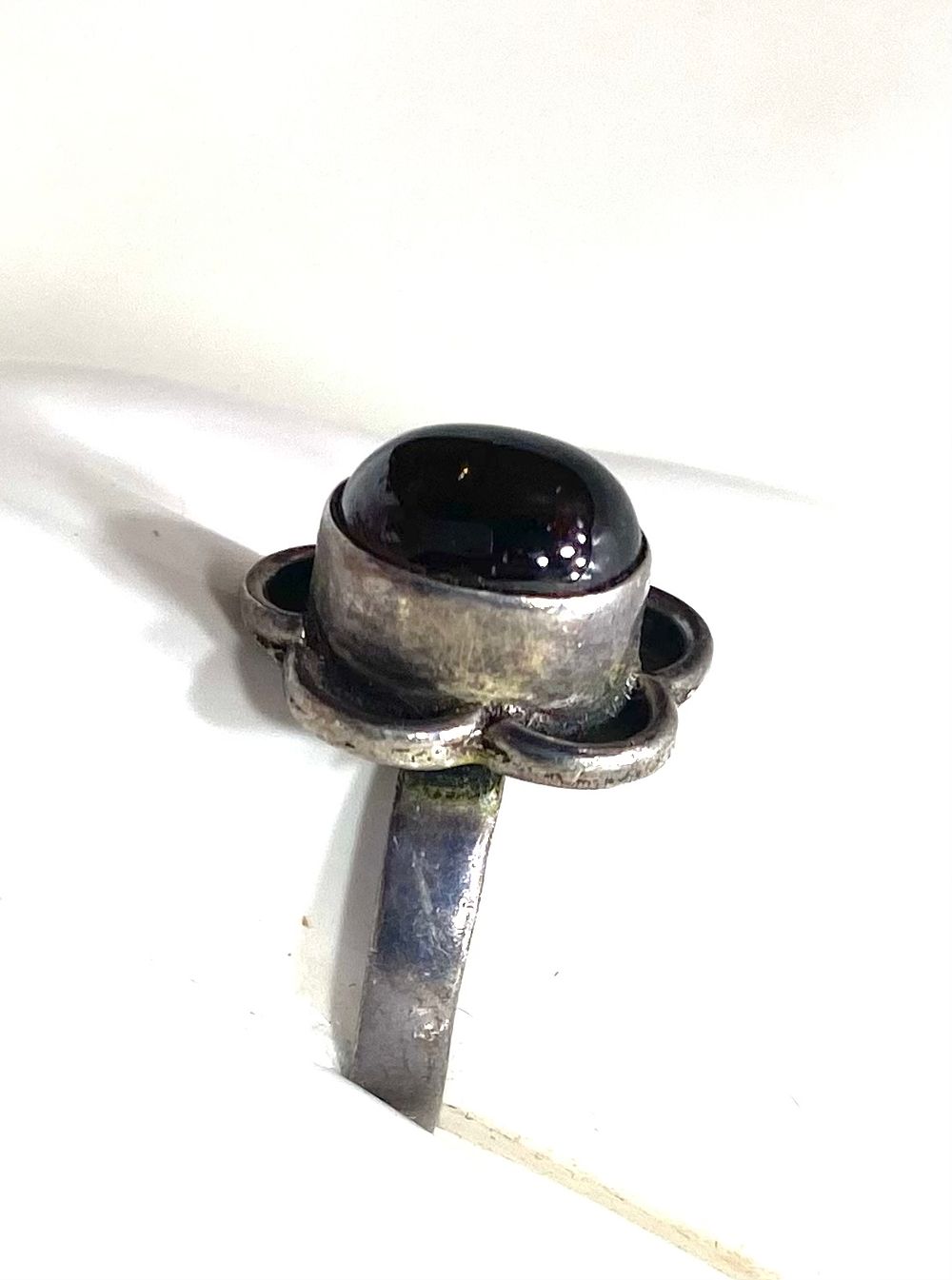 טבעת כסף משובצת אבן חן, וינטאג', לא חתומה נבדקה על אבן, מידה 6.5