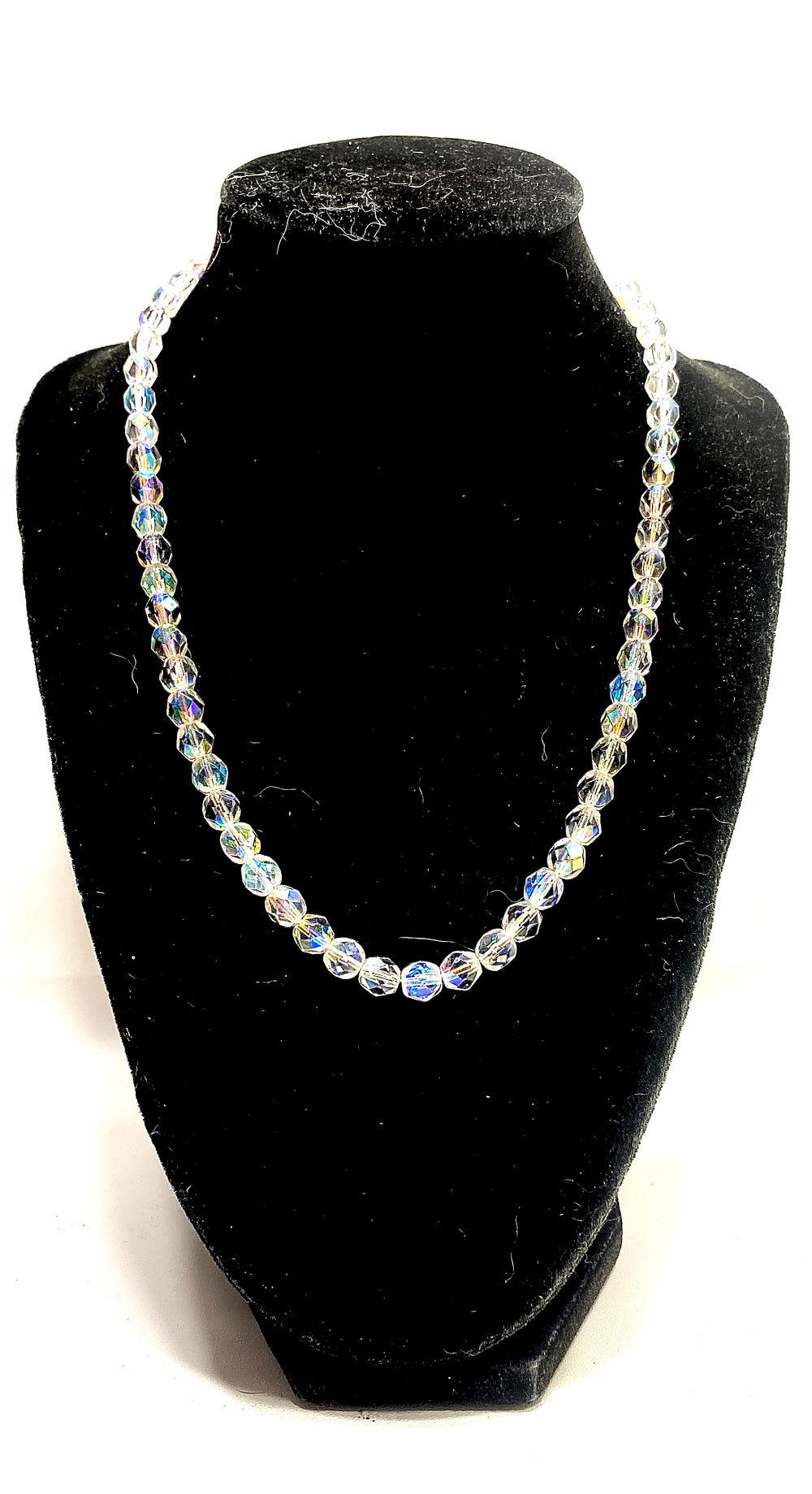 מחרוזת וינטאג' צ'כוסלובקיה חרוזי אורורה, אורך במצב סגור 22 ס"מ