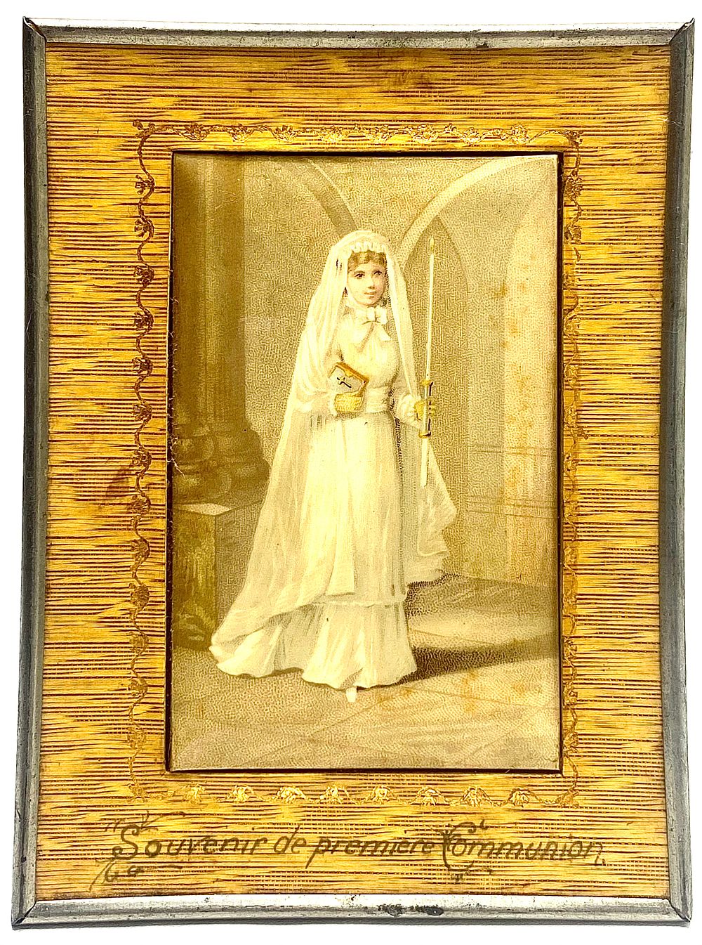 לאספני פריטים עתיקים בנושא מזכרות של נצרות, 
מסגרת שולחנית פיוטר בשילוב אייבורין, עבודת אמייל 