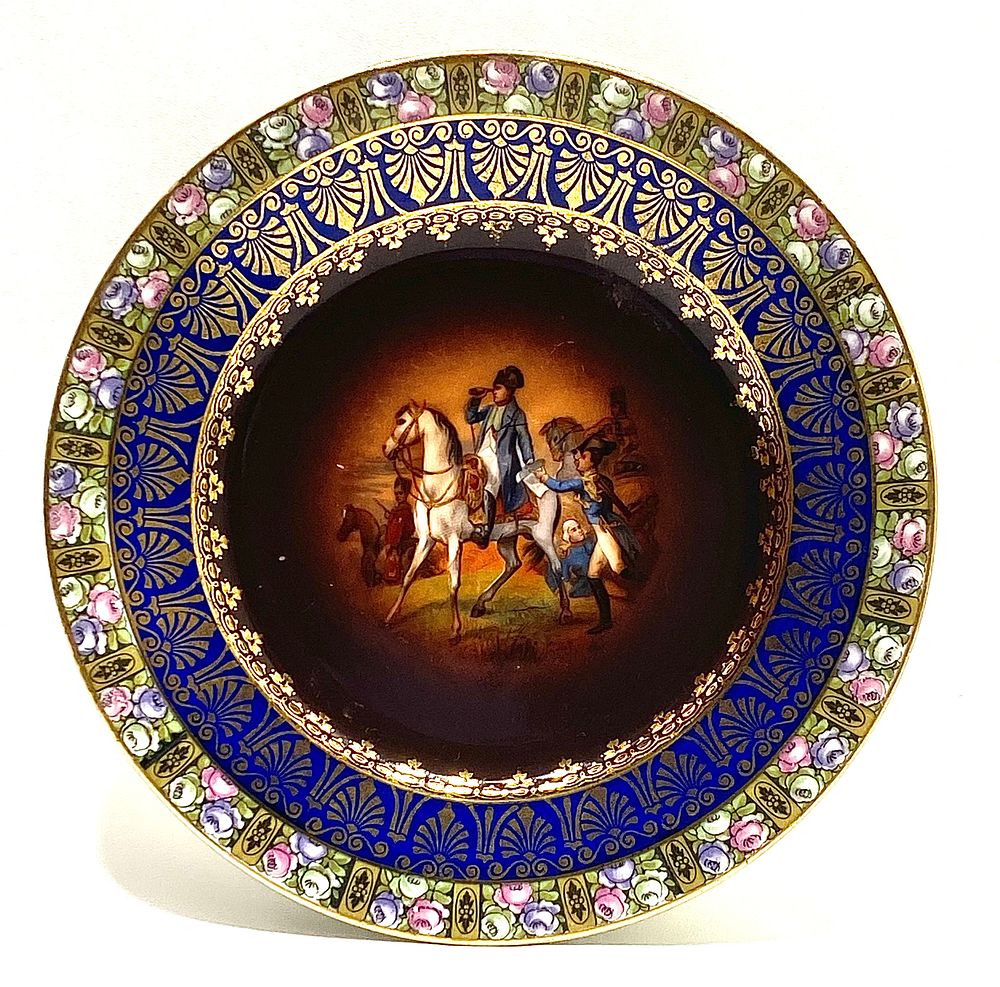 ROYAL VIENNA PORZELLAN
צלחת אספנות פורצלן ונאי, ציור עבודת יד אומן, קובלט, עיטורי זהב ודקאלים 