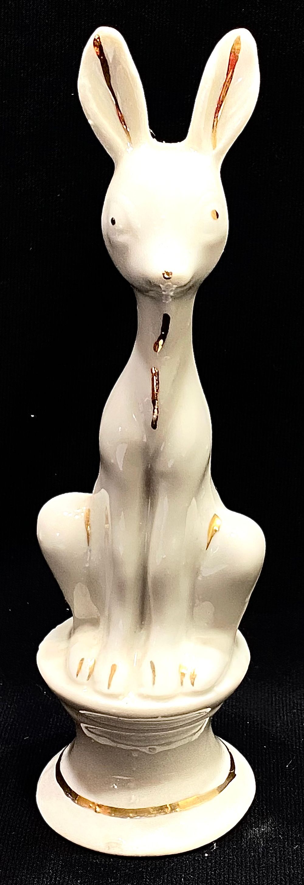 פסל ארנב פורצלן אייבוריי, וינטאג' תוצרת אירופאית, מדבקת מקור, גובה 14.5 ס"מ, נגיעות זהב