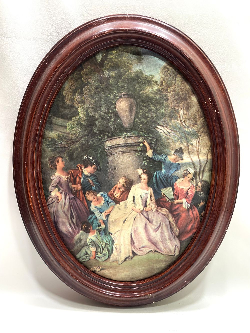 הדפס על משי בסגנון ויקטוריאני במסגרת עץ אובלי, וינטאג' אלגנטי אירופאי, 34.5X26.5 ס"מ