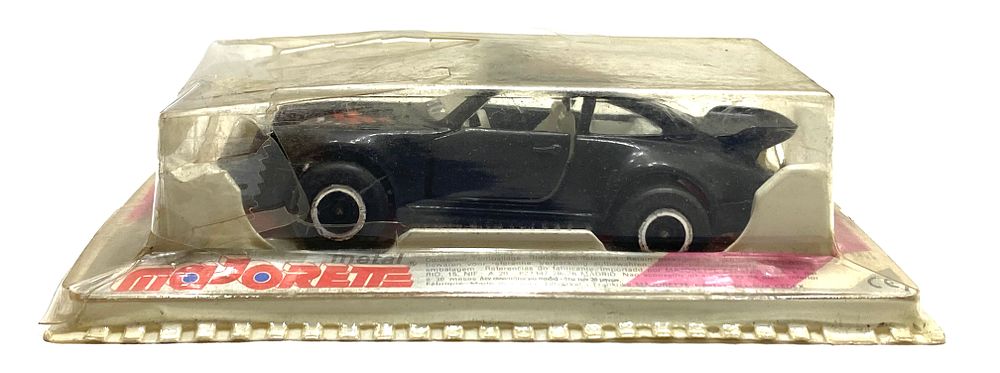 דגם רכב וינטאג', 1/64, מתכת, תוצרת METAL MAJORETTE FRANCE, באריזה מקורית (סימני גיל קלים ראה 