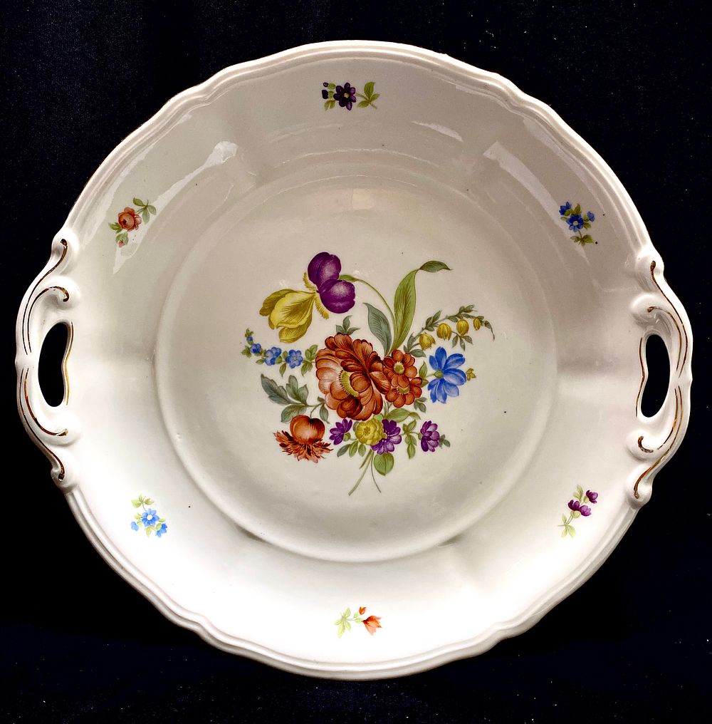 מגש/צלחת הגשה, פורצלן, וינטאג', תוצרת MITTERTEICH FINE GERMANY PORZELLAN U.S ZONE. קוטר 27 ס"מ 