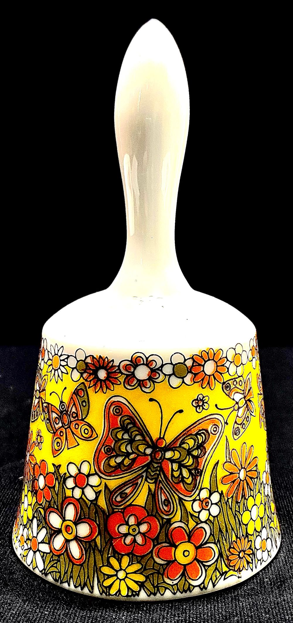 פעמון פורצלן שולחני, גובה כולל ידית 13 ס"מ, צליל נקי