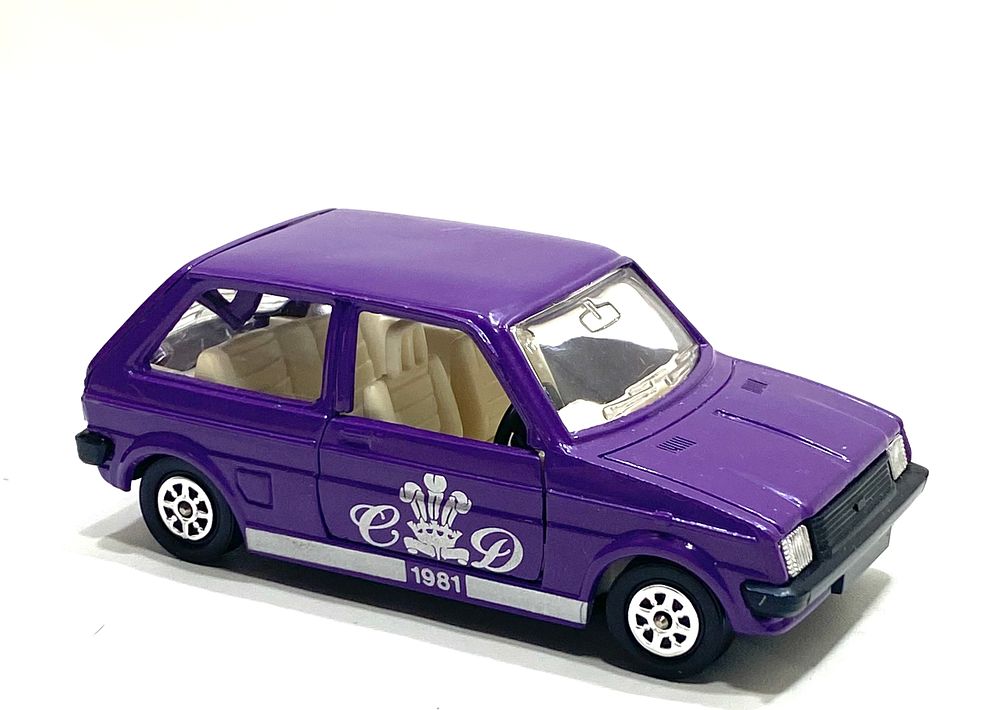 דגם רכב אספנות תוצרת CORGI, מהדורה מוגבלת MINI METRO, 1981, באריזה מקורית