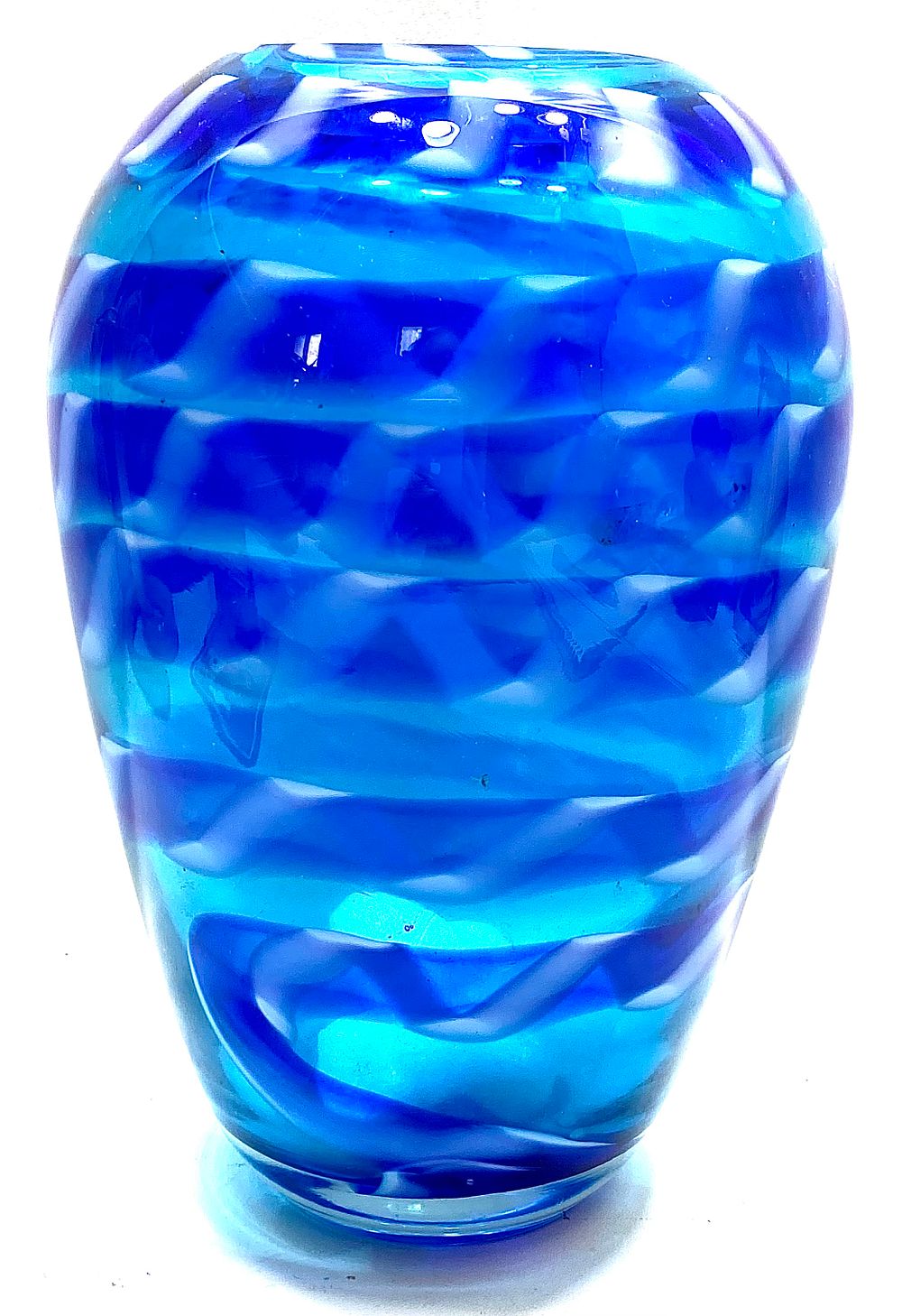 CRATE & BARRERL MYKONOS GLASS
אגרטל זכוכית וינטאג', נדירה, מרשימה ויפה, גובה 20 ס"מ