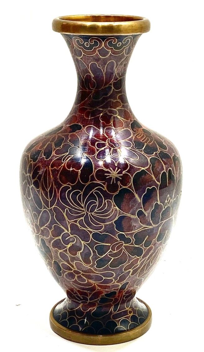 אגרטל קלאוזנה , מחצית הראשונה מאה ה-20, גובה 16 ס"מ