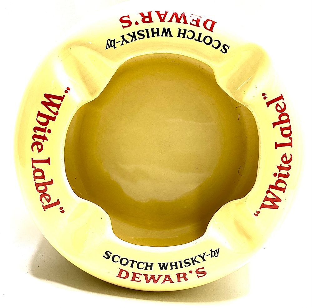 מאפרת קרמיקה וינטאג' אנגלי, פרסום מותג DE WAR'S SCOTCH WHISKY WHITE LABEL, קוטר 17 ס"מ, עומק 6 ס"מ