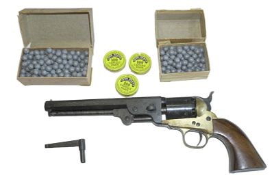 REPLICA 1851 NAVY BLACK POWDER YANK REVOLVER. The Pietta, Made in Italy, Replica 1851 Navy Yank 