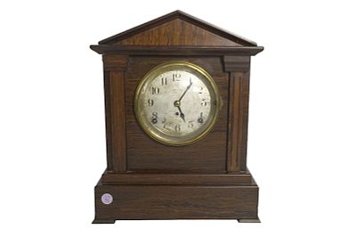 SETH THOMAS SONORA CHIME MANTLE CLOCK. Antique Seth Thomas Sonora Chime Mantle Clock with Key. 