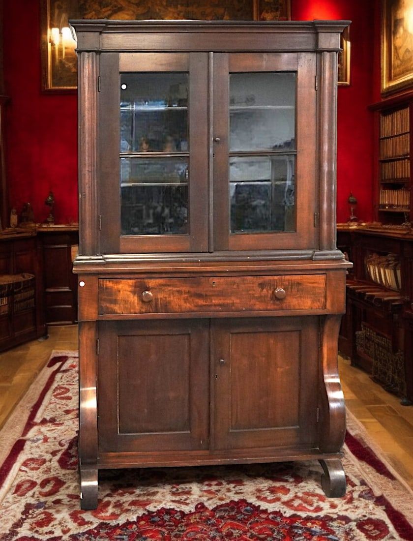 Lot 90: ANTIQUE SOUTH CAROLINA SILVER PRESS / BOOKCASE