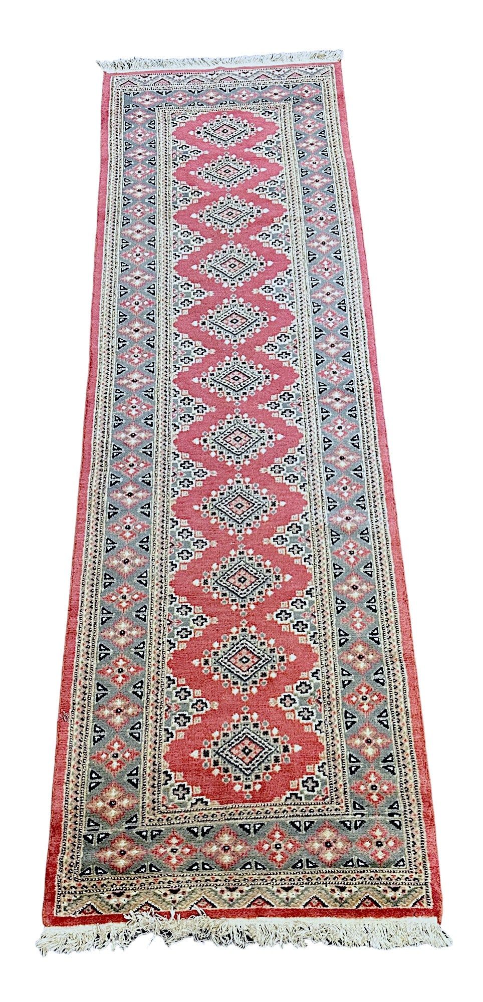 Lot 92: VINTAGE BOKHARA HAND KNOTTED RUNNER 9 FT