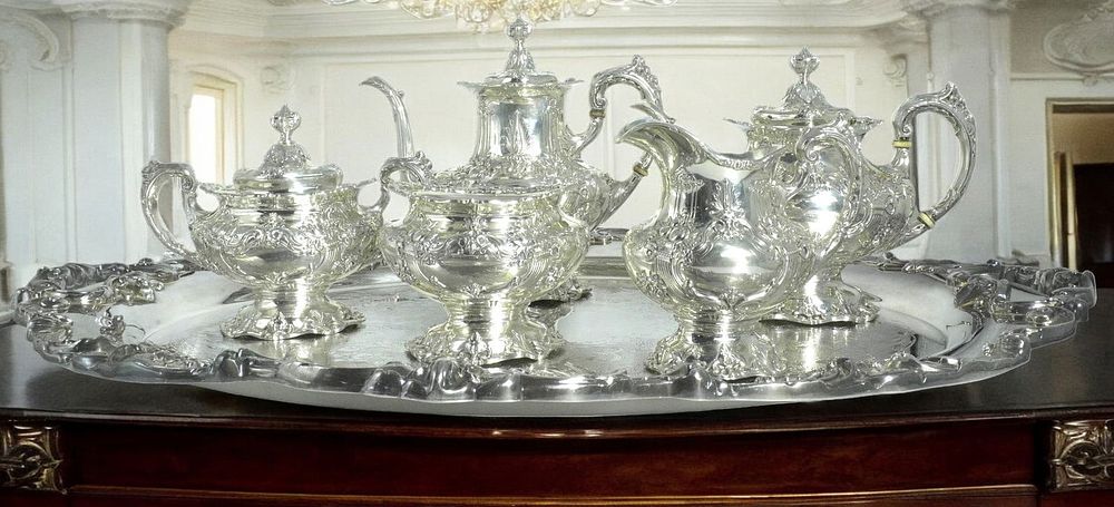 Lot 130: 6 pc FRANCIS I STERLING SILVER TEA SERVICE