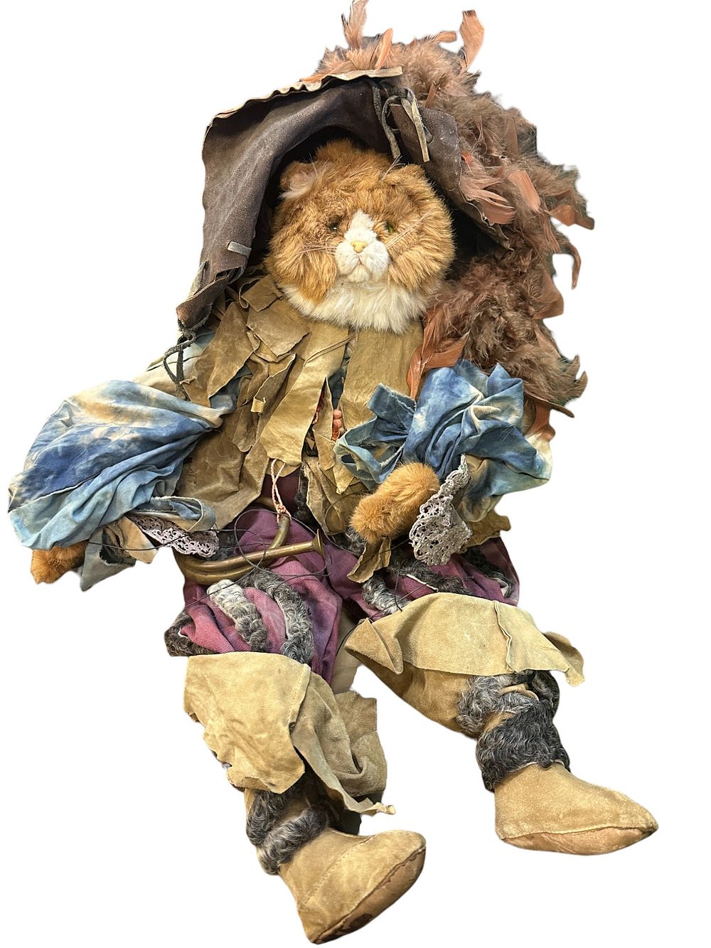 Lot 205: VINTAGE PUSS IN BOOTS MARIONETTE