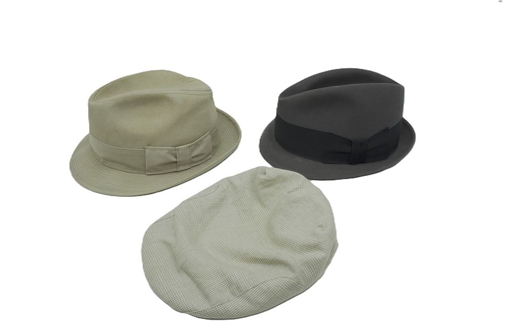 Lot 249: 3 VINTAGE GENTS HATS
