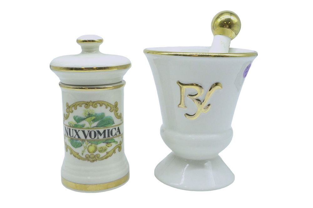 Lot 265: VINTAGE FRENCH APOTHECARY JAR & OWENS ILLINOIS RX MORTAR & PESTLE