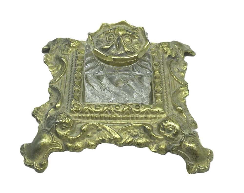 Lot 291: ORNATE ANTIQUE CRYSTAL AND BRASS OWL INKWELL