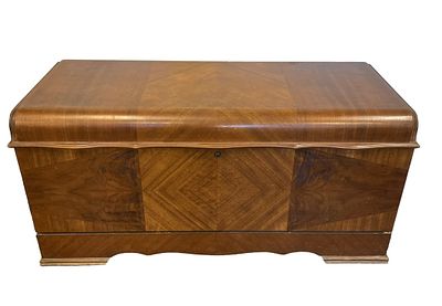 MID CENTURY LANE CEDAR CHEST. Mid Century c 1950 Lane Cedar Chest. Aroma tight with the original 