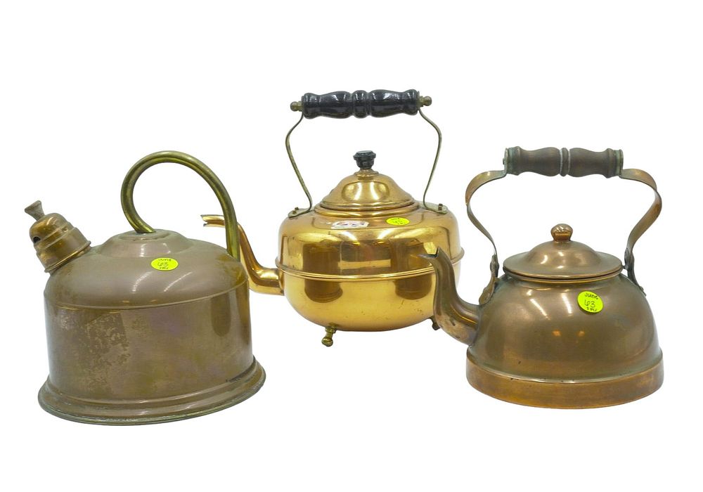 Lot 63: LOT OF COPPER TEA POTS - 3 PIECES