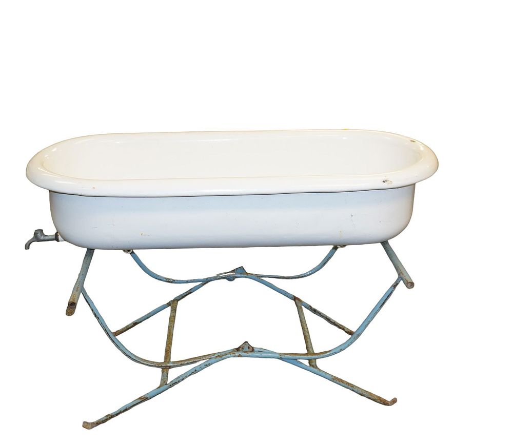 Lot 141: ANTIQUE ENAMEL INFANT TUB ON STAND