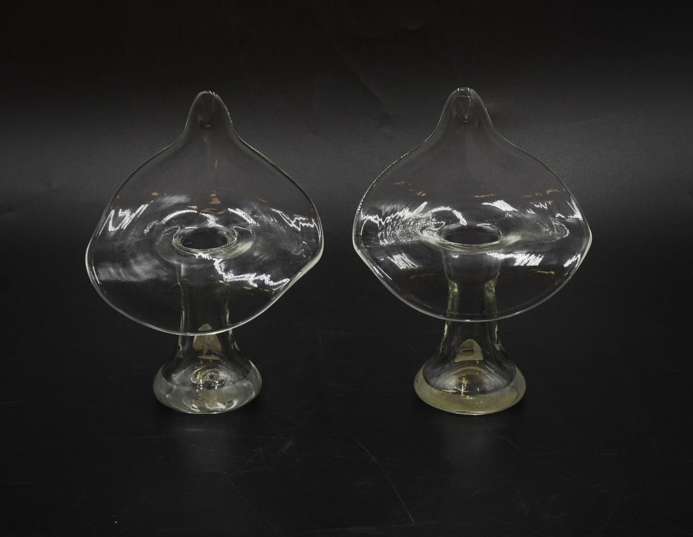Lot 211: VINTAGE HAND BLOWN CALLA LILY/JACK IN THE PULPIT VASES