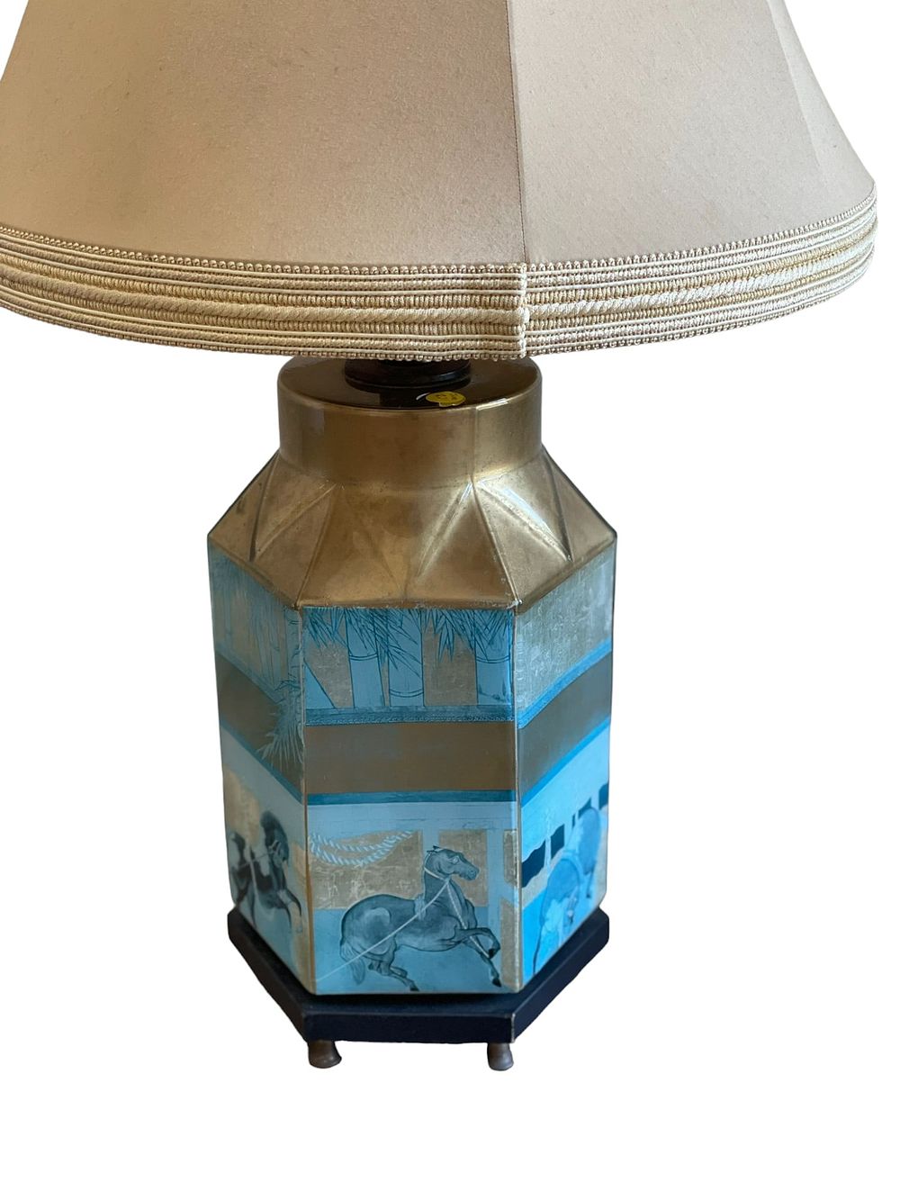 Lot 221: VINTAGE REVERSE PAINTED HEXAGON TABLE LAMP