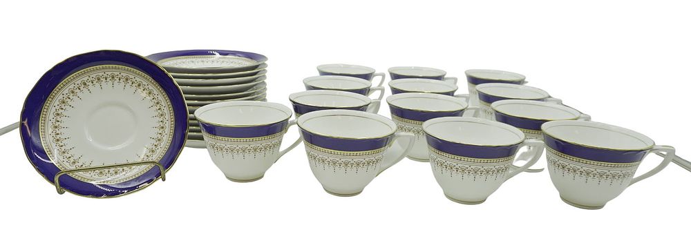 Lot 24: 26 PC ROYAL WORCESTER REGENCY BLUE CUPS & SAUCERS