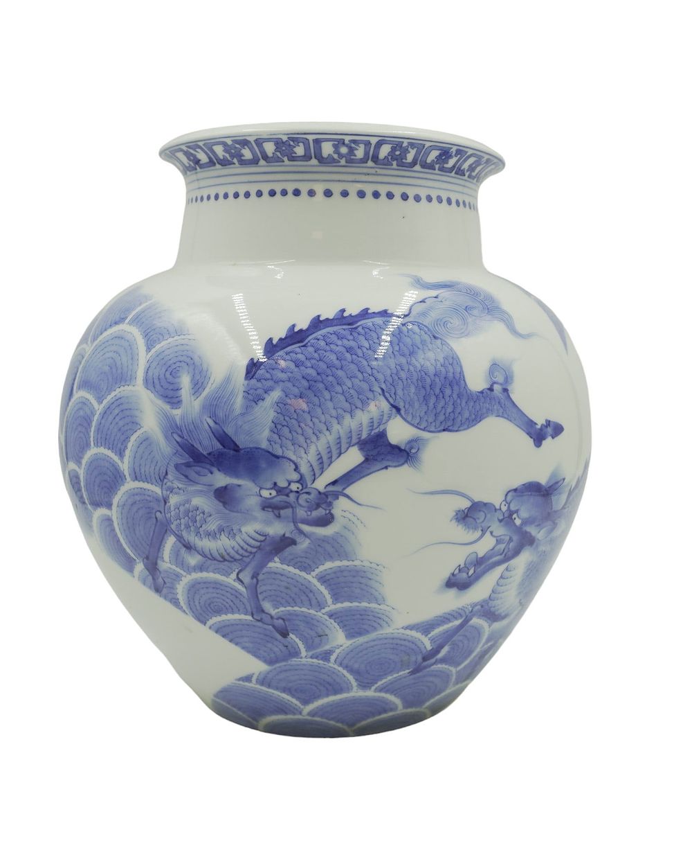 Lot 32: LARGE CHINESE QING BLUE & WHITE DRAGON VASE