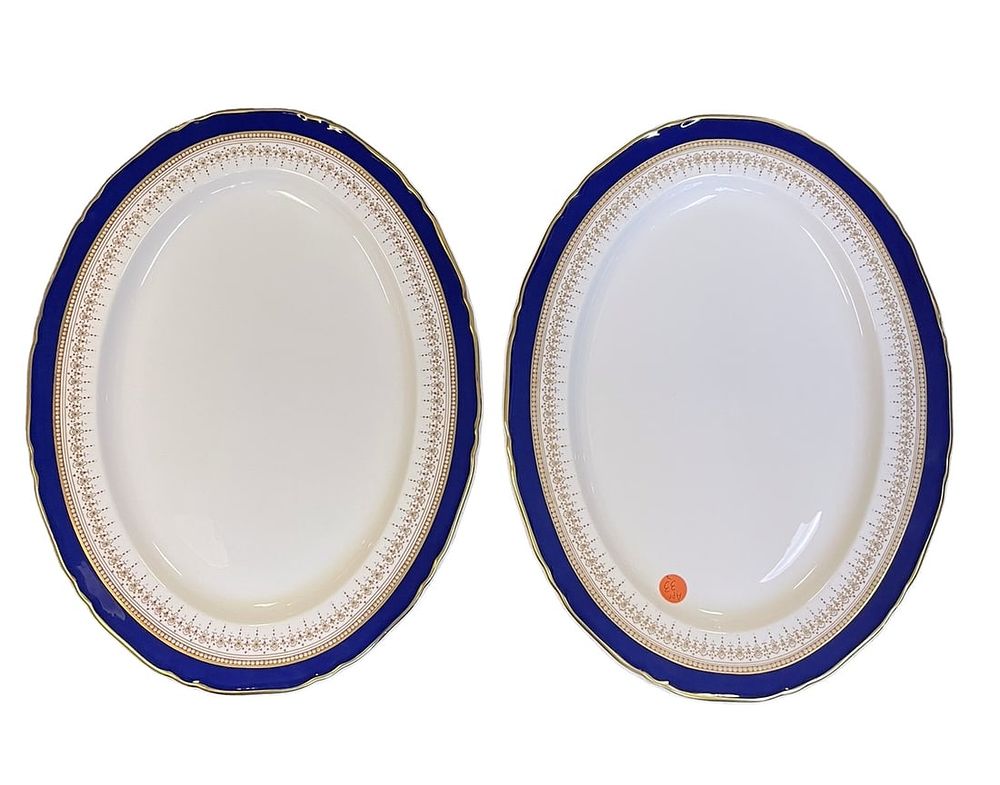 Lot 33: 2 ROYAL WORCESTER REGENCY BLUE SERVING PLATTERS