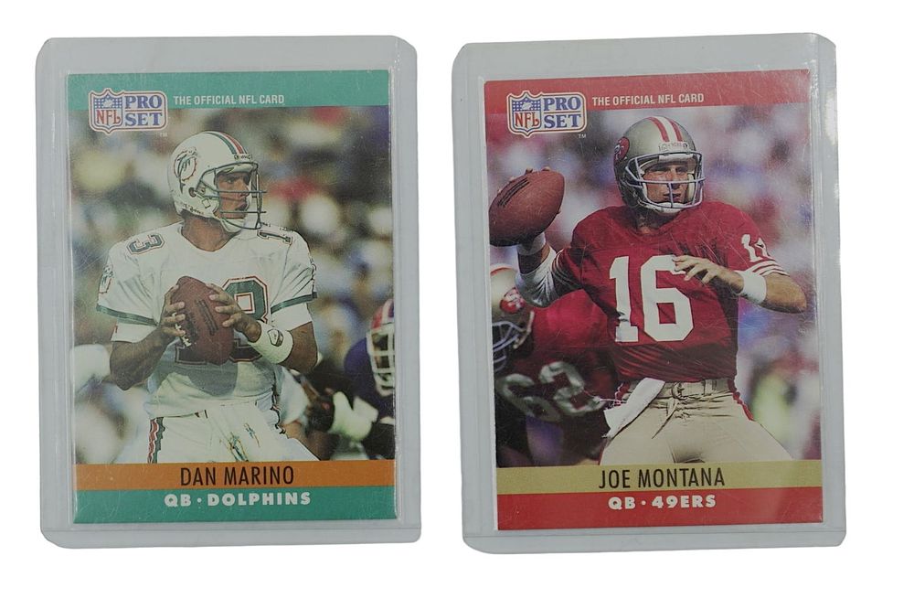 Lot 48: 2 PRO SET JOE MONTANA - JOE NAMATH 1990 CARDS