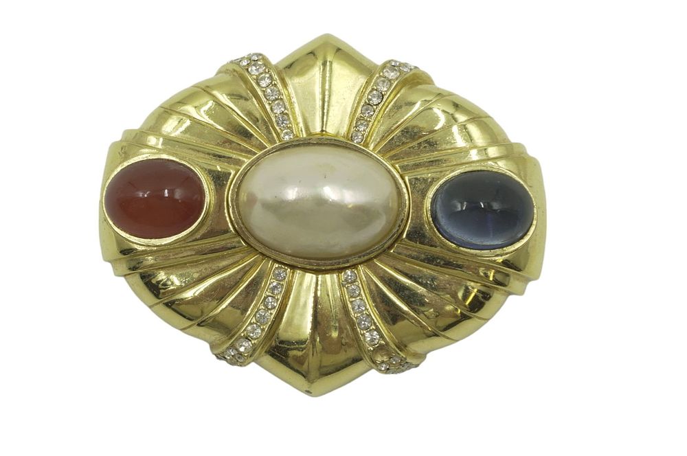 Lot 153: LARGE VINTAGE CINAR MOGUL BROOCH