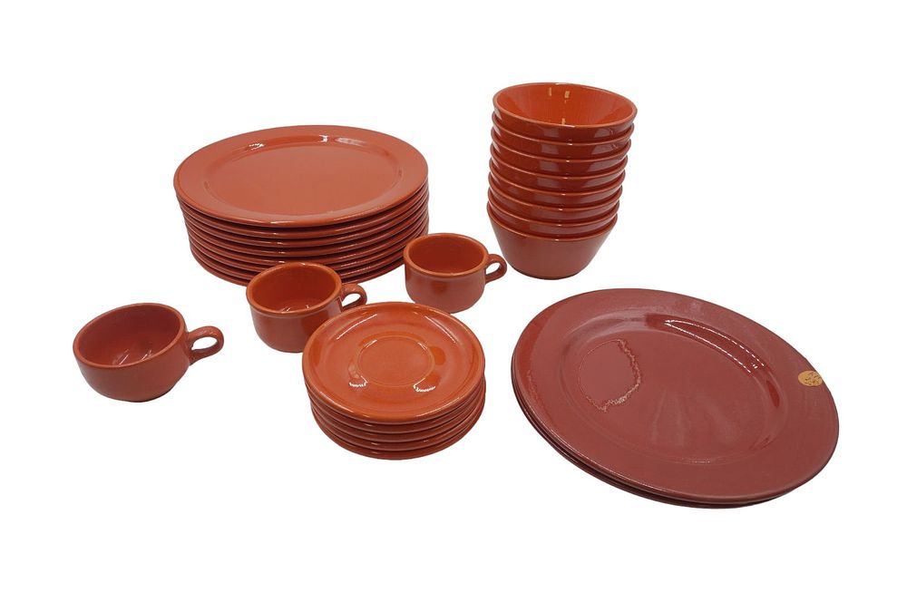 Lot 230: 26 PC WAECHTERSBACH W. GERMANY RED DISH SET