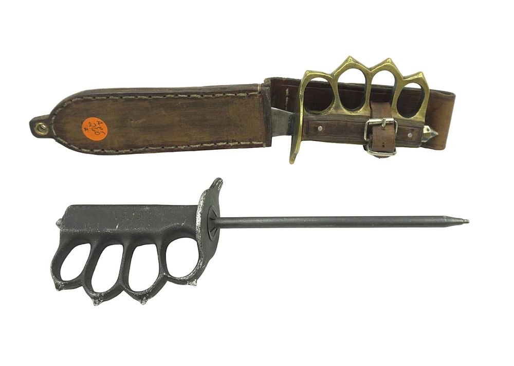 Lot 260: 2 WWI TRENCH KNIVES