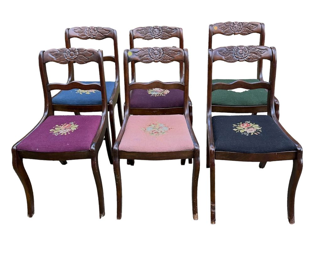 Lot 262: 6 TELL CITY MAHOGANY CARVED DUNCAN PHYFE CHAIRS