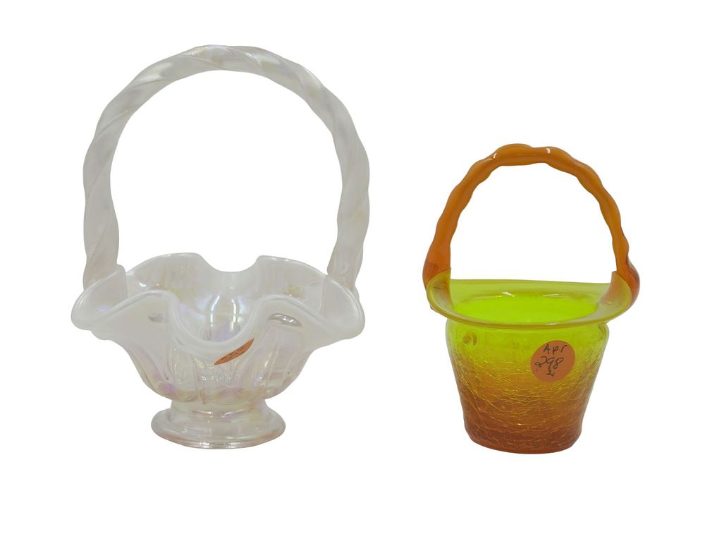 Lot 298: 2 BASKETS FENTON PINK OPALESCENT & BLOWN AMBERINA