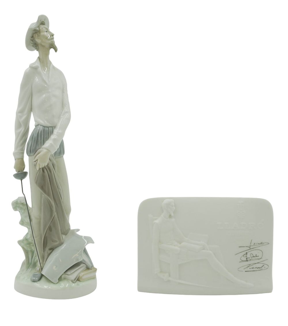 Lot 86: VINTAGE LLADRO DON QUIXOTE FIGURINE AND SIGNED PLAQUE