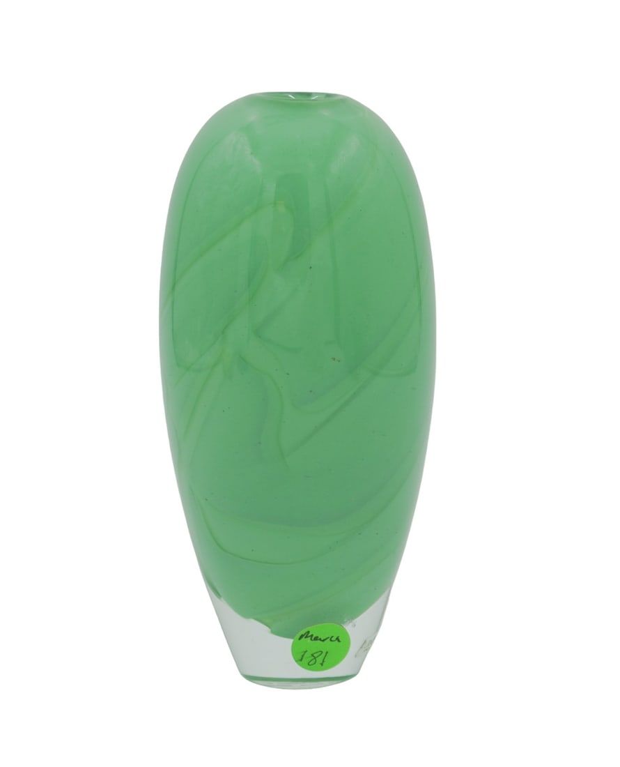 Lot 181: ANNA EHRNER MCM KOSTA BODA BLOWN ART GLASS VASE