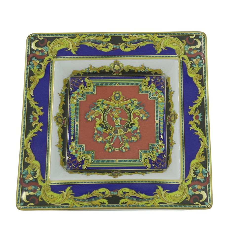 Lot 256: ROSENTHAL LE ROI SOLEIL SQUARE TRAY 5"